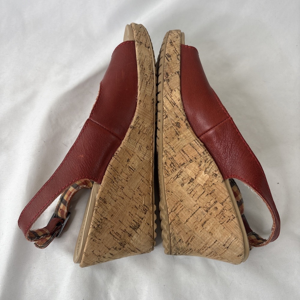 CROCS A-Leigh Leather Cork Wedge Slingback Sandals Size 8 Orange/Red Boho Shoes - Picture 5 of 7